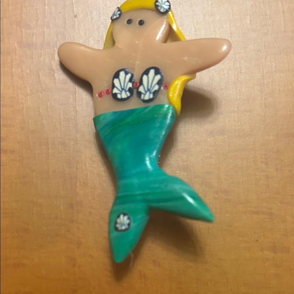 Green Mermaid Shell Bikini Swim Pendant  Brooches